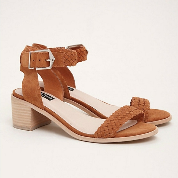 Torrid 9W Genuine Suede Block Heel Wide Width - Picture 2 of 5